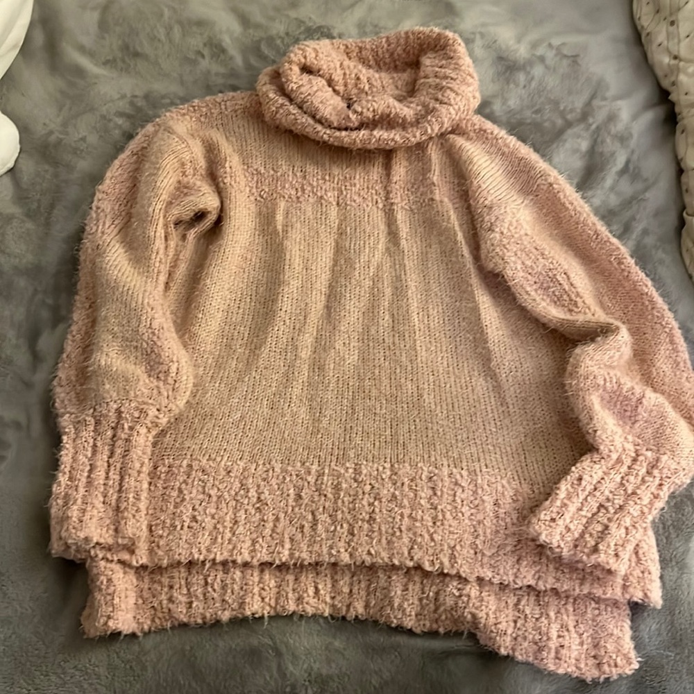 Women’s Shaggy Sweater